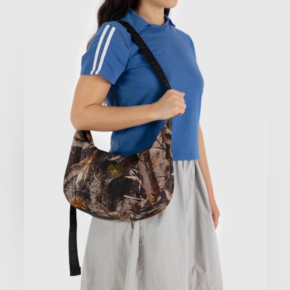 Baggu Crescent Bag - Picture 2 of 9